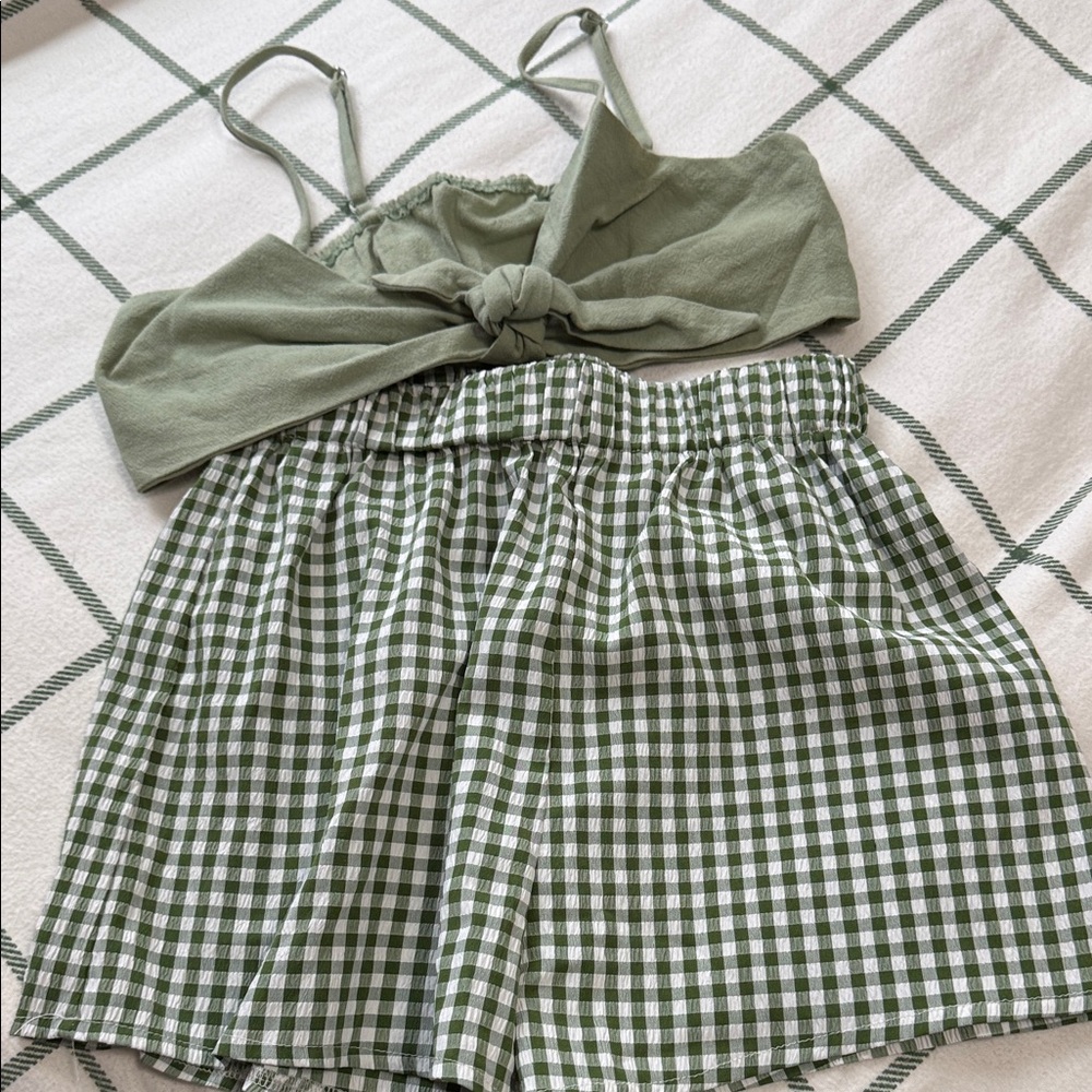 SHEIN Green Gingham Crop Top